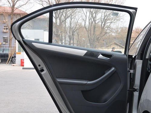 菏澤配汽車芯片鑰匙(專業(yè)換鎖)