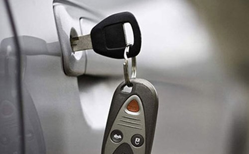 石家莊汽車開鎖配鑰匙電話(開鎖公司價(jià)格)